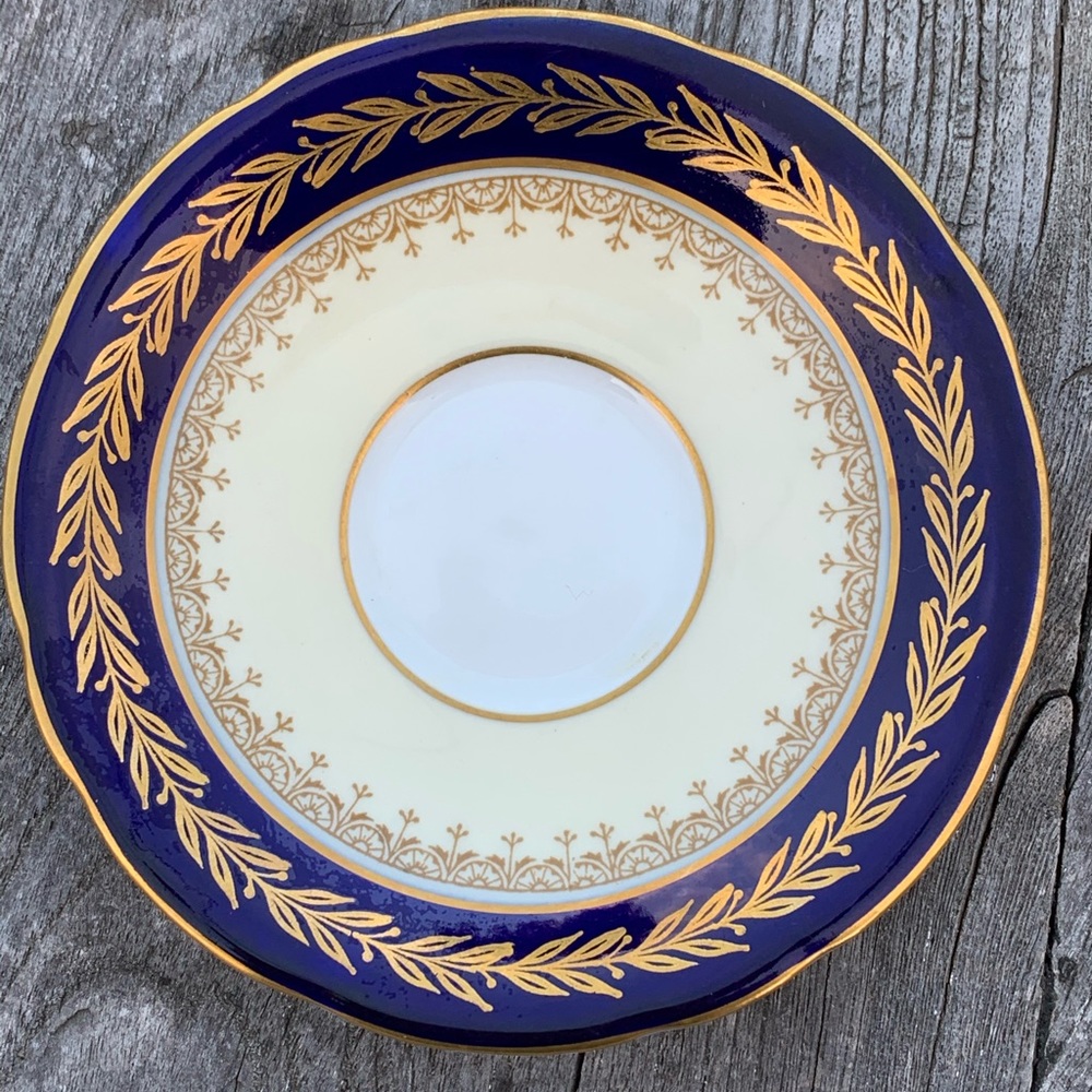 Aynsley Saucer Only Gold Leaves Cobalt Blue, C165